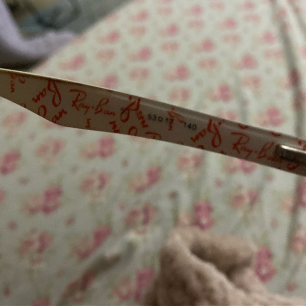 Black Ray Bans (Good Condition) - image 3